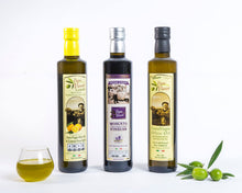 Load image into Gallery viewer, Tre Moschiettieri Combo - EVOO 2020/21 Harvest & EVOO Lemon Blend & Moscato Wine Vinegar Gift Set
