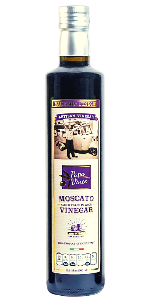 Red Wine Moscato Vinegar - Aged 8 years in Oak & Chestnut Barrels - 500ml